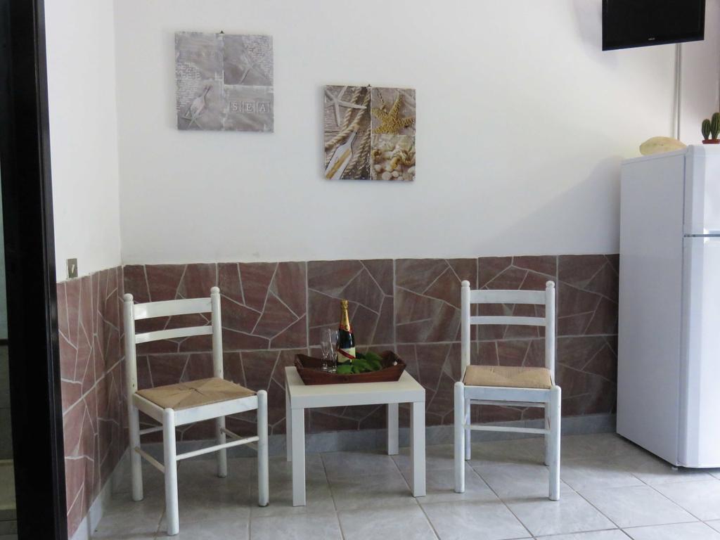 קניאנו ואראנו Villaggio Camping Rancho מראה חיצוני תמונה